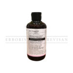Bioearth Shampoo protettivo: Bottle close-up, dark bottle with white label. Highlights calendula, chamomile, and orange ingredients.