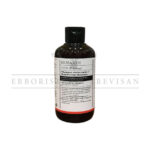 Bioearth Shampoo Rinforzante: Bottle shown. Reinforces weak hair with eucalyptus and ivy. Great for hair hygiene.